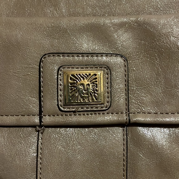 Tan Cross Body Purse - Picture 2 of 4